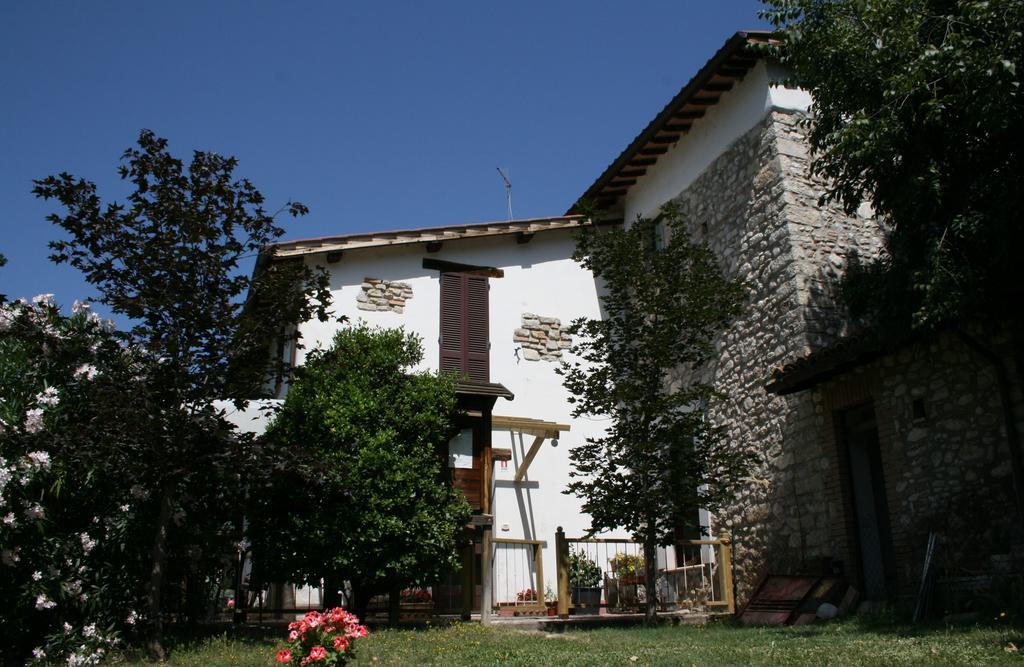 Pensjonat Casale Le Due Querce Ferentillo Zewnętrze zdjęcie