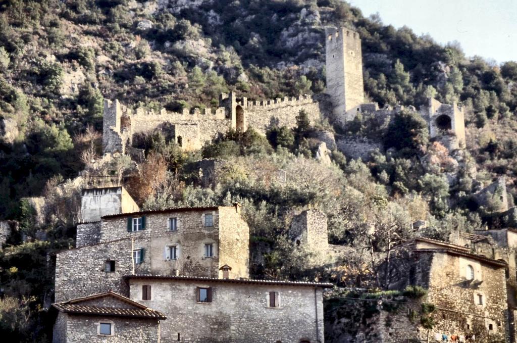 Pensjonat Casale Le Due Querce Ferentillo Zewnętrze zdjęcie
